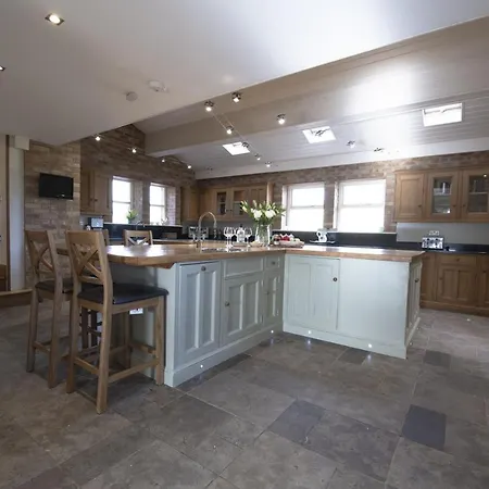 Hill Farm 14 Bainbridge